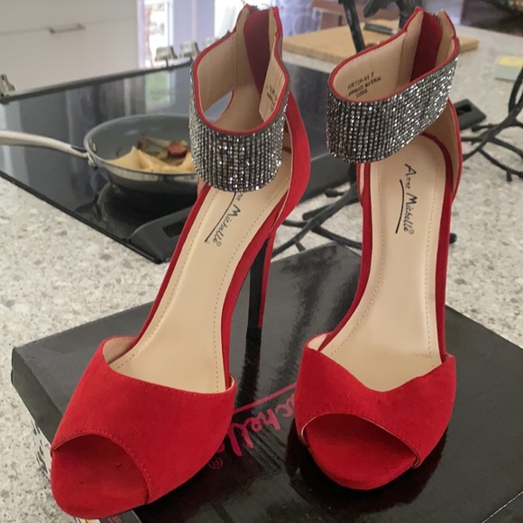 Red Bling Stiletto - Picture 2 of 8